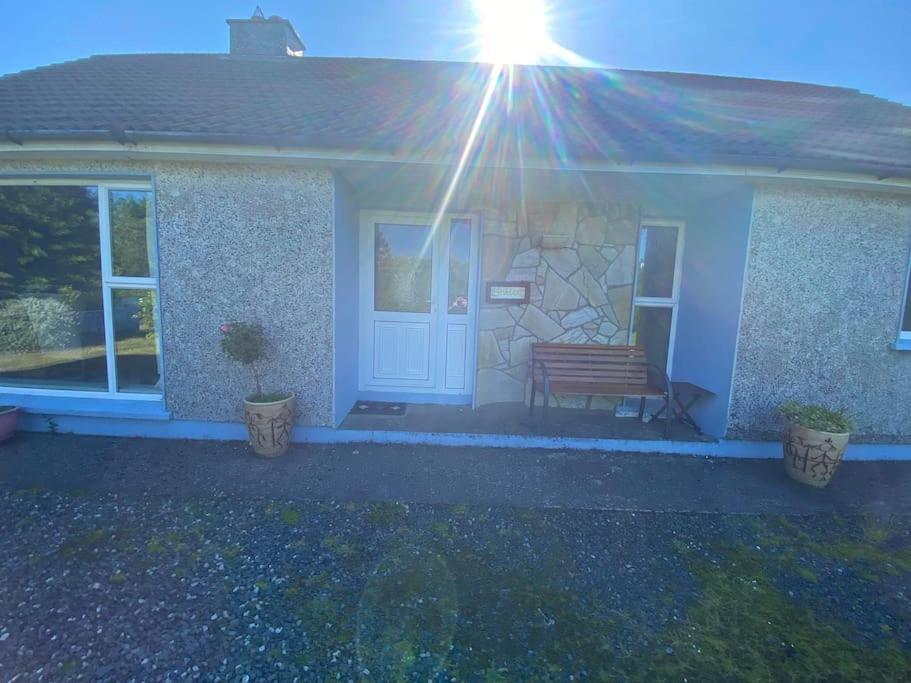 Shalom Bungalow Falcarragh Mountain View Oldtown Esterno foto